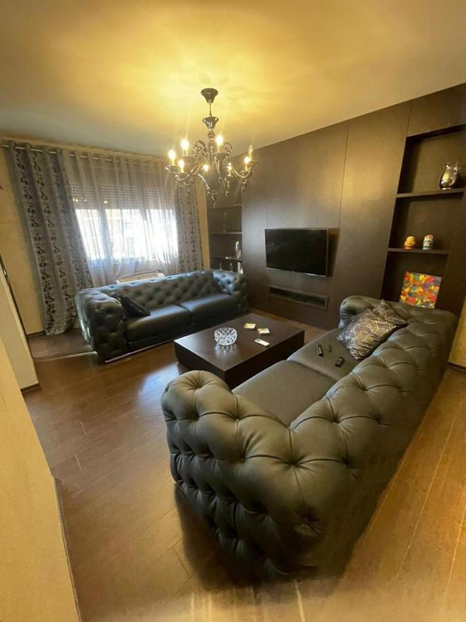 Luxury Apartment City Centre Тирана Экстерьер фото