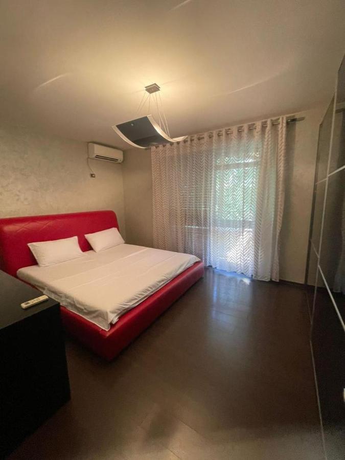 Luxury Apartment City Centre Тирана Экстерьер фото