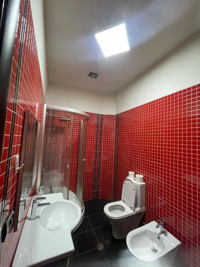Luxury Apartment City Centre Тирана Экстерьер фото