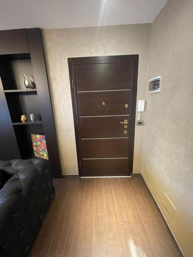 Luxury Apartment City Centre Тирана Экстерьер фото